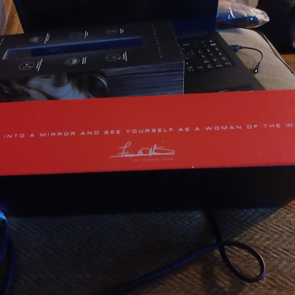 BRAND NEW STRAIGHTNER BY MIDNIGHT MATTE, HIGH QUILTY PLUS MANY MORE!!! - Picture 2 of 16